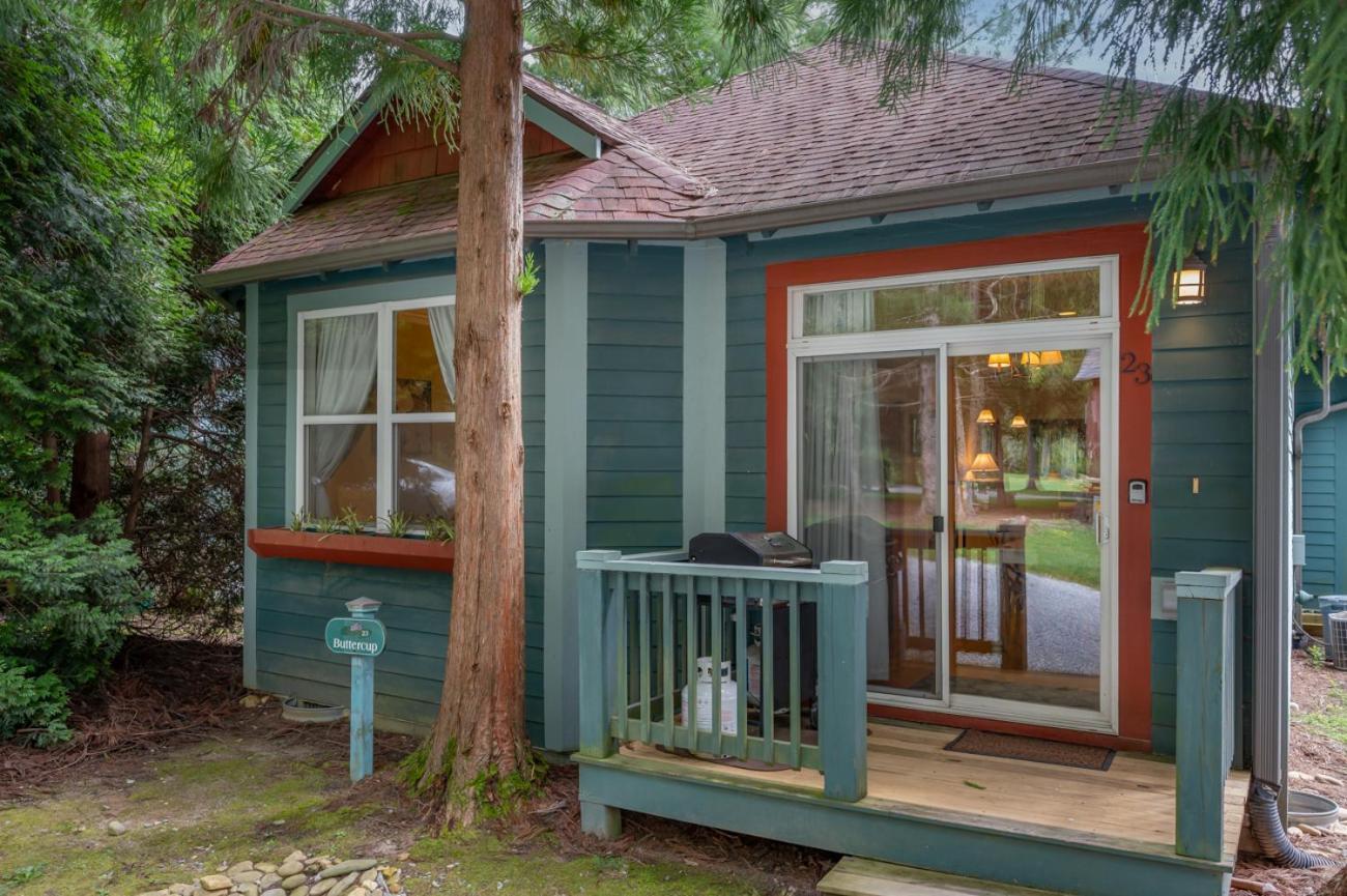 Buttercup Cottage アシュビル エクステリア 写真