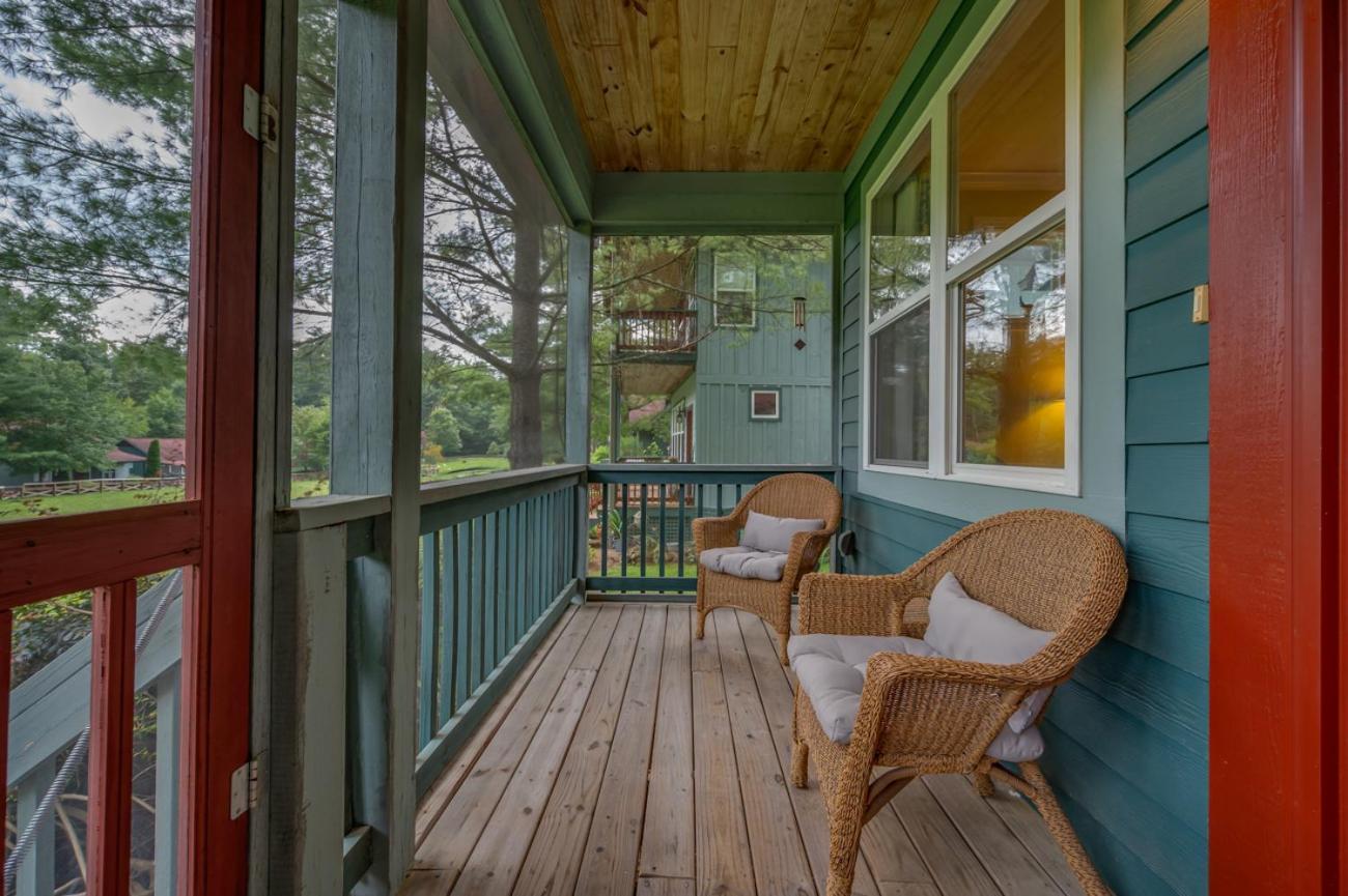 Buttercup Cottage アシュビル エクステリア 写真